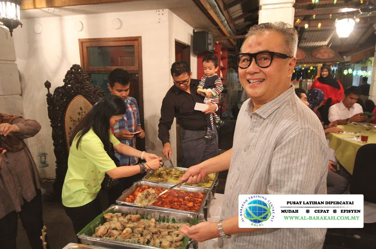 Bersama Pemilik Restoran Rebung Dato' Chef Ismail