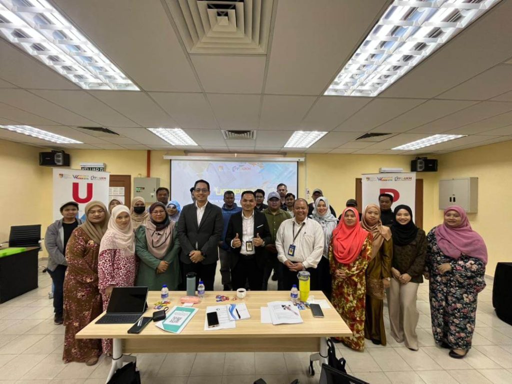 Comprehensive Food Safety Training for Food Service - UKM